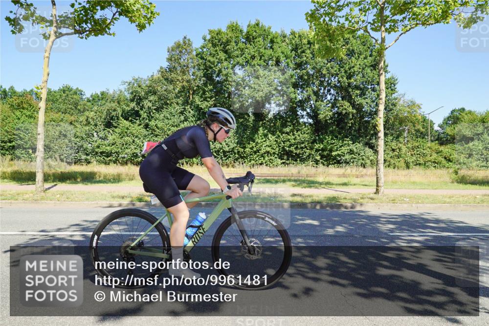 09.08.2026 - GEWOBA Citytriathlon Bremen Michael Burmester http://msf.ph/oto/9961481 09.08.2026 13:15:40 Radfahren 673, 727, 809, 844, 888, 954 meine-sportfotos.de