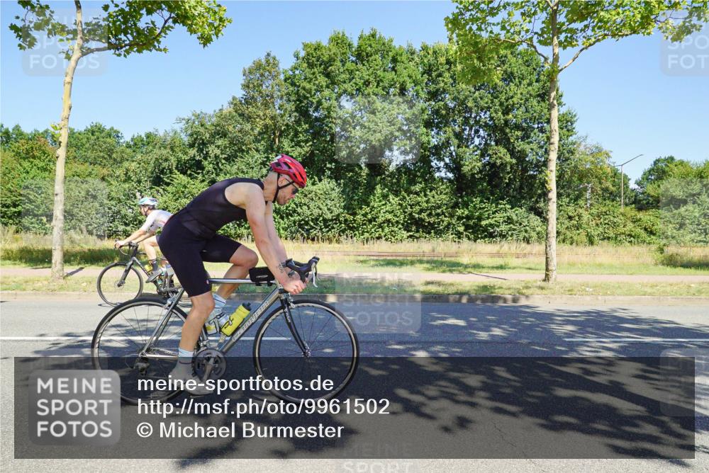 09.08.2026 - GEWOBA Citytriathlon Bremen Michael Burmester http://msf.ph/oto/9961502 09.08.2026 13:16:50 Radfahren 806, 1005 meine-sportfotos.de