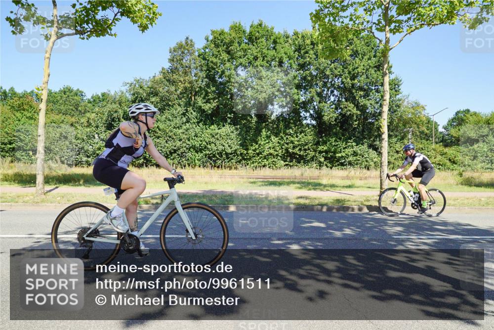 09.08.2026 - GEWOBA Citytriathlon Bremen Michael Burmester http://msf.ph/oto/9961511 09.08.2026 13:17:15 Radfahren 942, 1101, 1109 meine-sportfotos.de