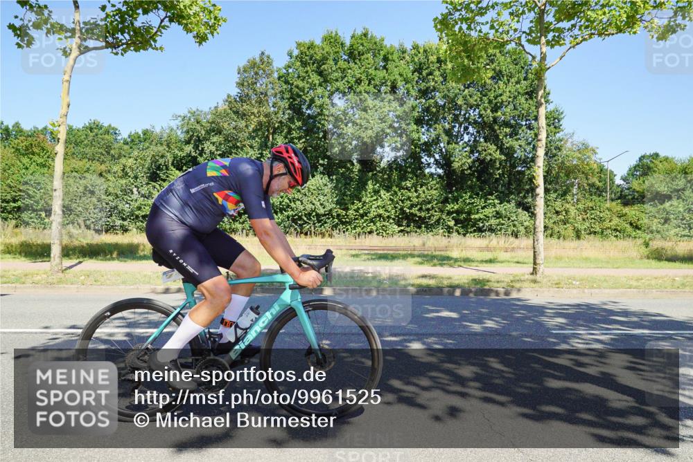 09.08.2026 - GEWOBA Citytriathlon Bremen Michael Burmester http://msf.ph/oto/9961525 09.08.2026 13:17:55 Radfahren 625, 796, 876, 953, 968, 1154 meine-sportfotos.de