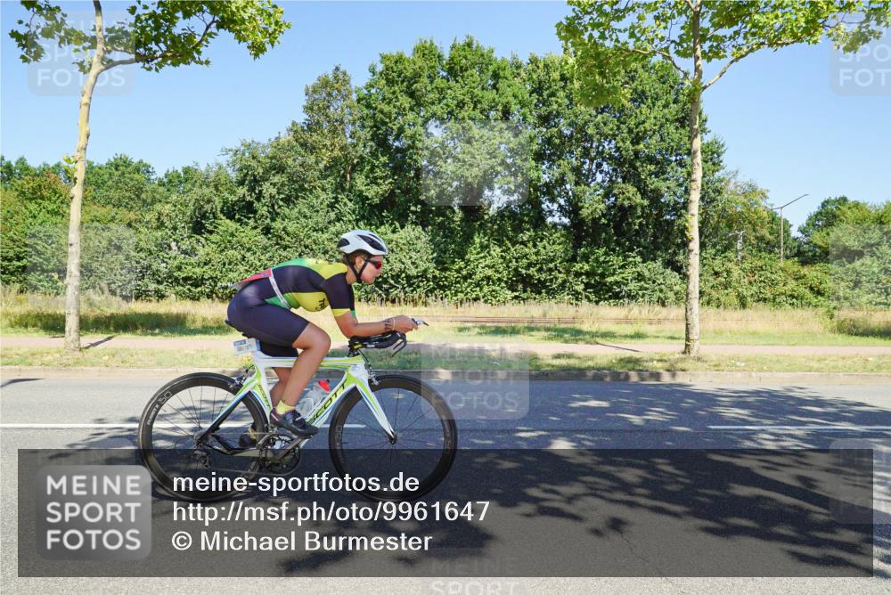 09.08.2026 - GEWOBA Citytriathlon Bremen Michael Burmester http://msf.ph/oto/9961647 09.08.2026 13:24:19 Radfahren 917, 1020, 1120 meine-sportfotos.de