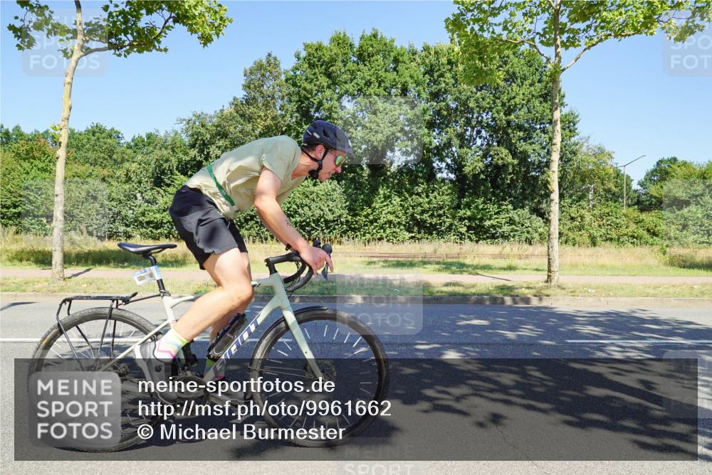 09.08.2026 - GEWOBA Citytriathlon Bremen Michael Burmester http://msf.ph/oto/9961662 09.08.2026 13:25:04 Radfahren 681, 738, 768, 969, 1152 meine-sportfotos.de