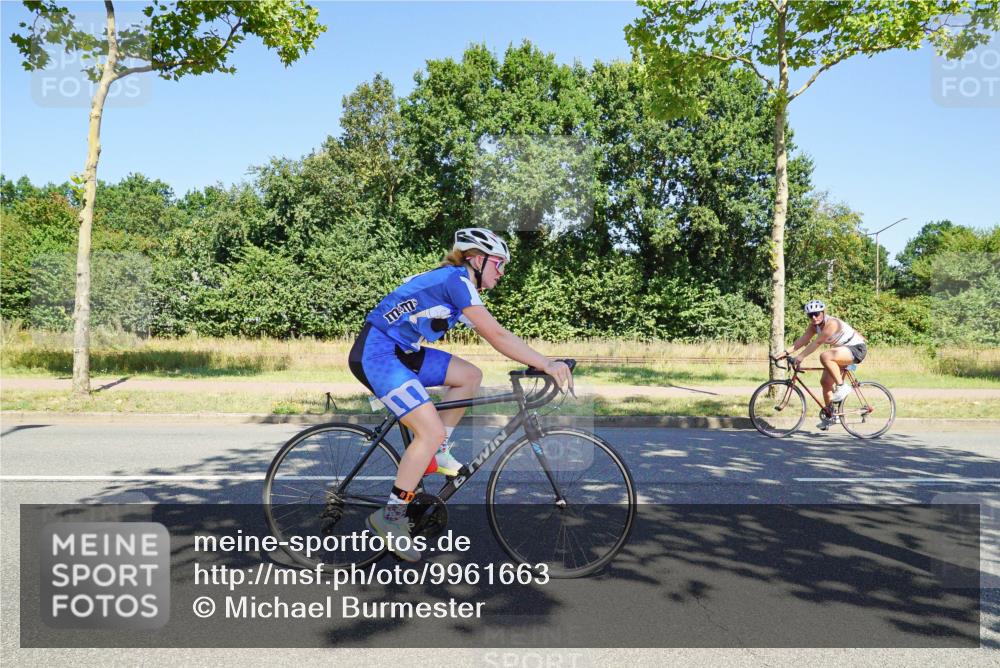 09.08.2026 - GEWOBA Citytriathlon Bremen Michael Burmester http://msf.ph/oto/9961663 09.08.2026 13:25:05 Radfahren 681, 738, 768, 969, 1152 meine-sportfotos.de