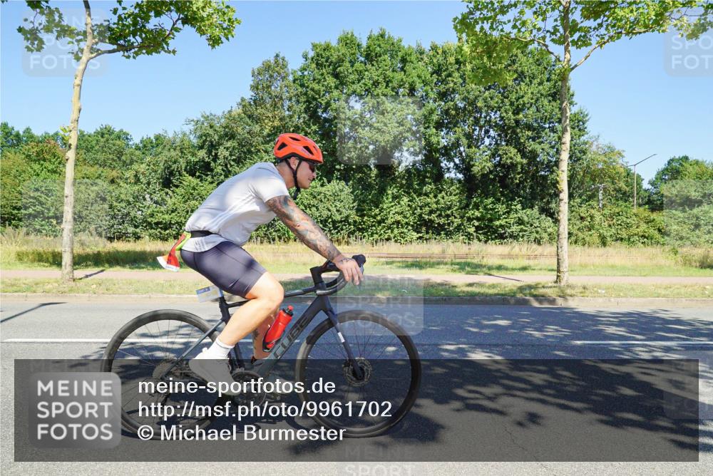 09.08.2026 - GEWOBA Citytriathlon Bremen Michael Burmester http://msf.ph/oto/9961702 09.08.2026 13:30:19 Radfahren 724, 795, 905 meine-sportfotos.de