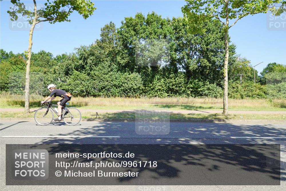 09.08.2026 - GEWOBA Citytriathlon Bremen Michael Burmester http://msf.ph/oto/9961718 09.08.2026 13:31:54 Radfahren 964 meine-sportfotos.de