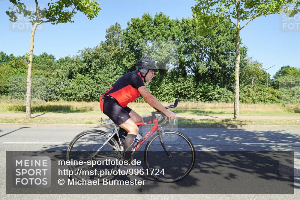 09.08.2026 - GEWOBA Citytriathlon Bremen Michael Burmester http://msf.ph/oto/9961724 09.08.2026 13:32:37 Radfahren 822, 867, 967, 990 meine-sportfotos.de