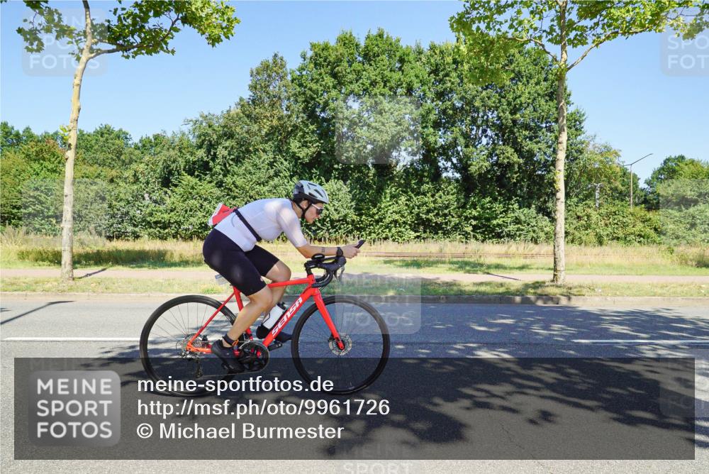 09.08.2026 - GEWOBA Citytriathlon Bremen Michael Burmester http://msf.ph/oto/9961726 09.08.2026 13:32:42 Radfahren 822, 867, 939, 967, 990 meine-sportfotos.de