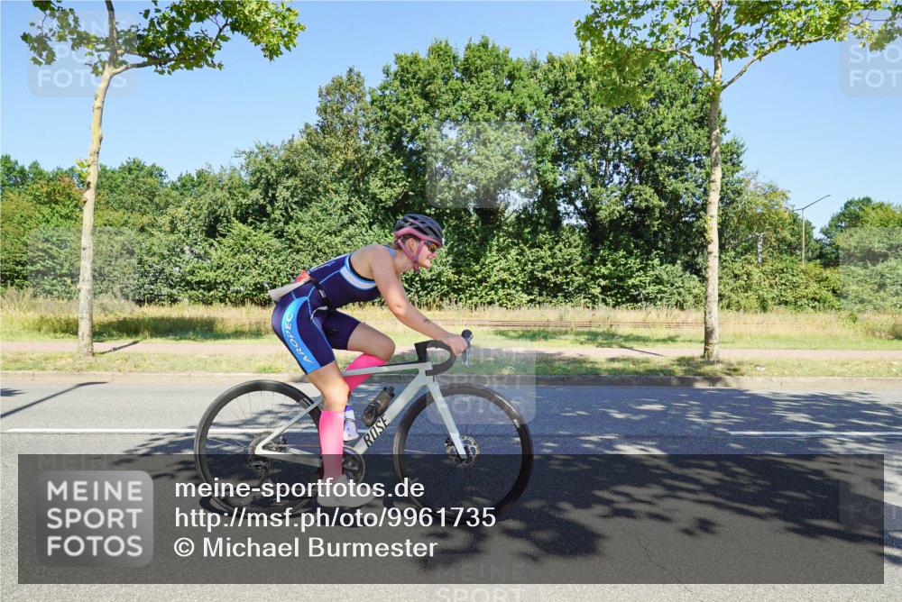 09.08.2026 - GEWOBA Citytriathlon Bremen Michael Burmester http://msf.ph/oto/9961735 09.08.2026 13:35:57 Radfahren 948 meine-sportfotos.de