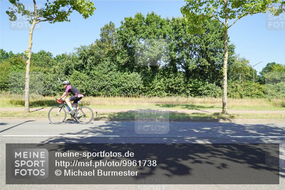 09.08.2026 - GEWOBA Citytriathlon Bremen Michael Burmester http://msf.ph/oto/9961738 09.08.2026 13:36:53 Radfahren  meine-sportfotos.de