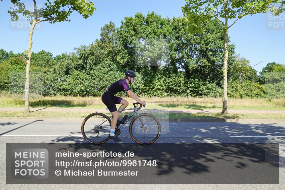 09.08.2026 - GEWOBA Citytriathlon Bremen Michael Burmester http://msf.ph/oto/9961748 09.08.2026 13:42:49 Radfahren 943 meine-sportfotos.de