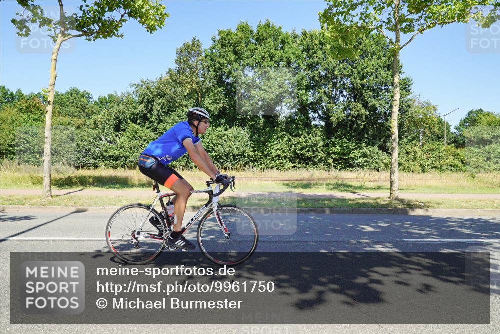 09.08.2026 - GEWOBA Citytriathlon Bremen Michael Burmester http://msf.ph/oto/9961750 09.08.2026 13:47:33 Radfahren 873 meine-sportfotos.de