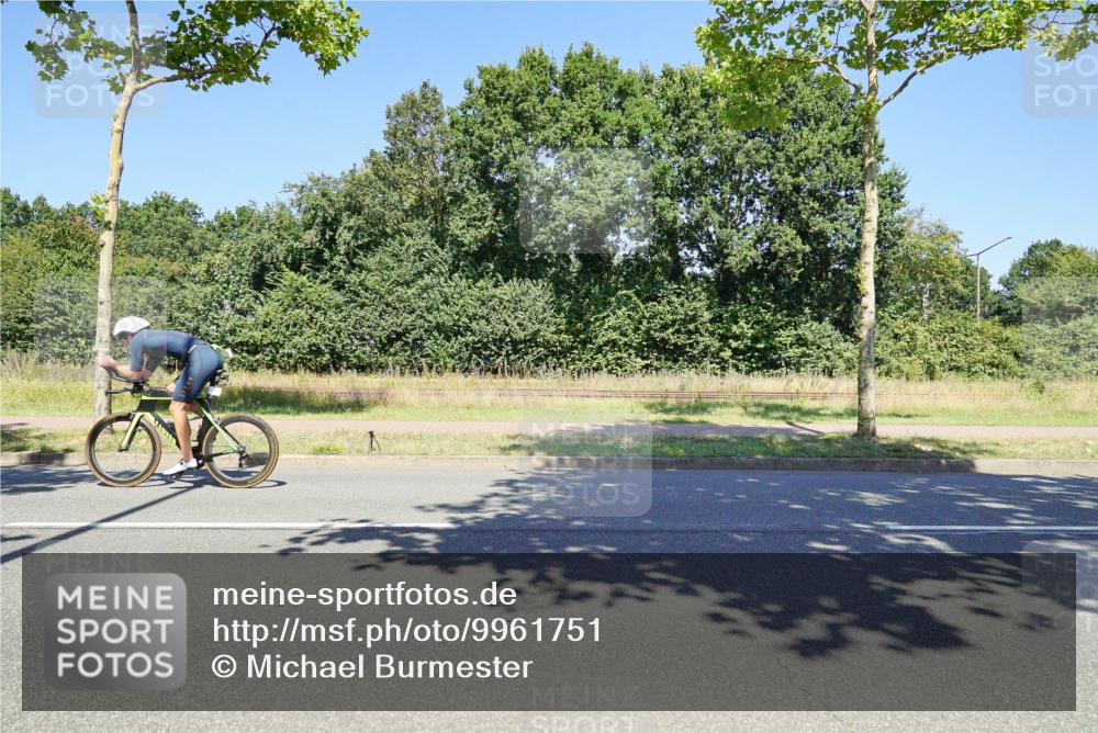 09.08.2026 - GEWOBA Citytriathlon Bremen Michael Burmester http://msf.ph/oto/9961751 09.08.2026 14:04:44 Radfahren  meine-sportfotos.de