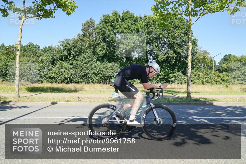 09.08.2026 - GEWOBA Citytriathlon Bremen Michael Burmester http://msf.ph/oto/9961758 09.08.2026 14:05:58 Radfahren 30 meine-sportfotos.de