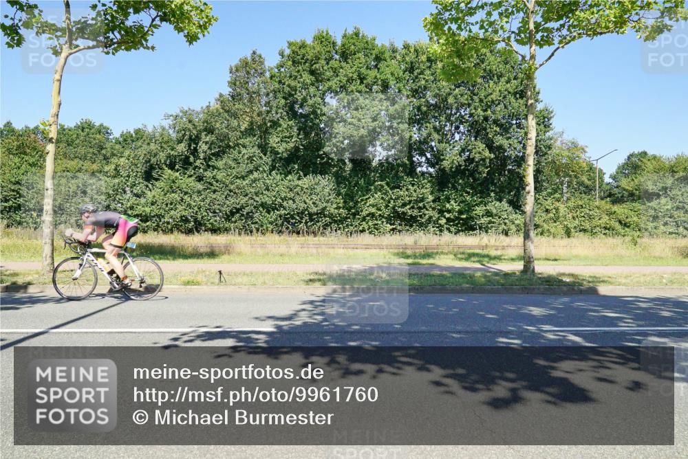 09.08.2026 - GEWOBA Citytriathlon Bremen Michael Burmester http://msf.ph/oto/9961760 09.08.2026 14:06:10 Radfahren 30 meine-sportfotos.de