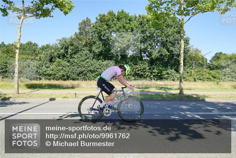 09.08.2026 - GEWOBA Citytriathlon Bremen Michael Burmester http://msf.ph/oto/9961762 09.08.2026 14:06:18 Radfahren 31 meine-sportfotos.de