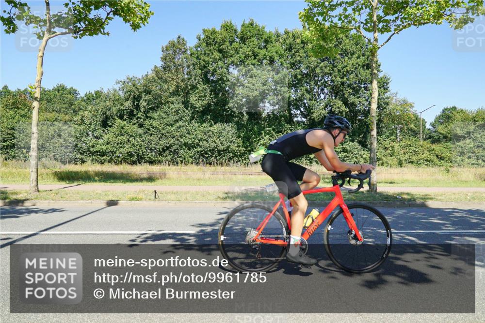 09.08.2026 - GEWOBA Citytriathlon Bremen Michael Burmester http://msf.ph/oto/9961785 09.08.2026 14:08:31 Radfahren 1, 176 meine-sportfotos.de
