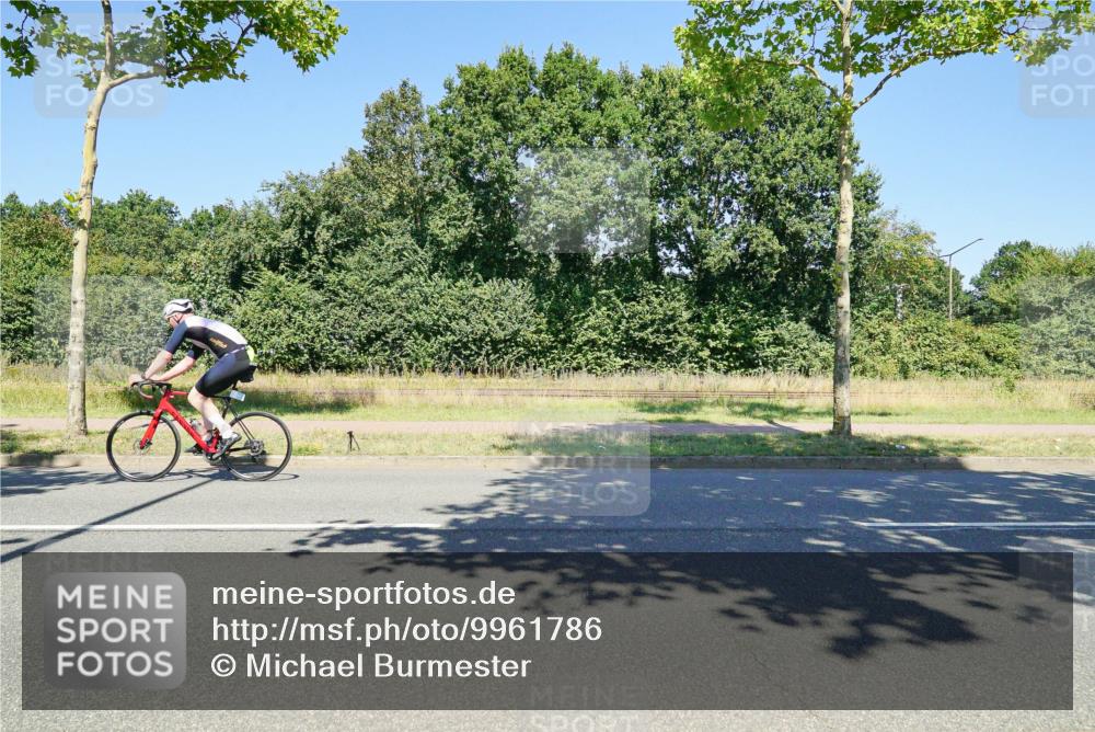 09.08.2026 - GEWOBA Citytriathlon Bremen Michael Burmester http://msf.ph/oto/9961786 09.08.2026 14:08:35 Radfahren 176 meine-sportfotos.de
