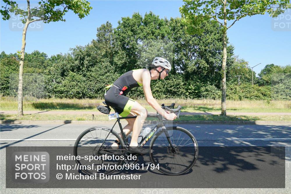 09.08.2026 - GEWOBA Citytriathlon Bremen Michael Burmester http://msf.ph/oto/9961794 09.08.2026 14:08:50 Radfahren 59, 156 meine-sportfotos.de
