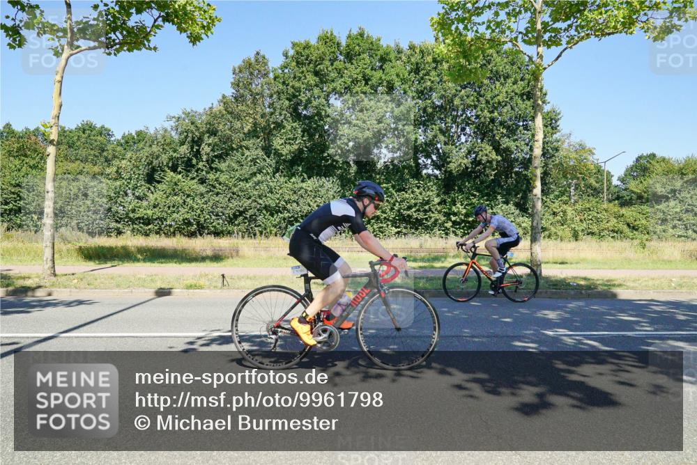 09.08.2026 - GEWOBA Citytriathlon Bremen Michael Burmester http://msf.ph/oto/9961798 09.08.2026 14:09:13 Radfahren 32, 140, 170, 181, 185, 187 meine-sportfotos.de