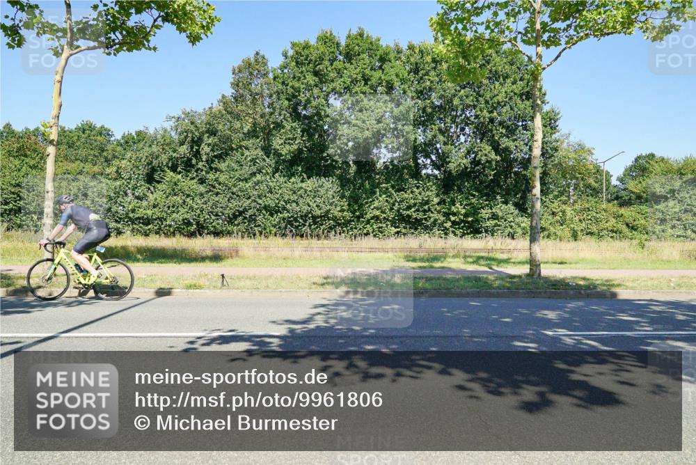 09.08.2026 - GEWOBA Citytriathlon Bremen Michael Burmester http://msf.ph/oto/9961806 09.08.2026 14:09:20 Radfahren 15, 78, 140, 141, 168, 170, 181, 185, 187, 189 meine-sportfotos.de