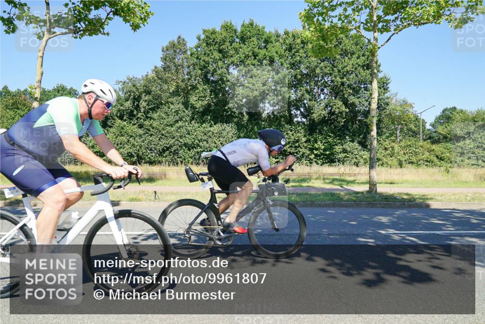 09.08.2026 - GEWOBA Citytriathlon Bremen Michael Burmester http://msf.ph/oto/9961807 09.08.2026 14:09:21 Radfahren 15, 77, 78, 140, 141, 168, 170, 181, 185, 187, 189 meine-sportfotos.de