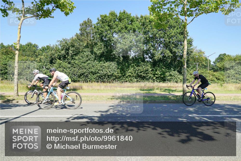 09.08.2026 - GEWOBA Citytriathlon Bremen Michael Burmester http://msf.ph/oto/9961840 09.08.2026 14:10:31 Radfahren 46, 71, 73, 81, 100, 123, 161, 162 meine-sportfotos.de