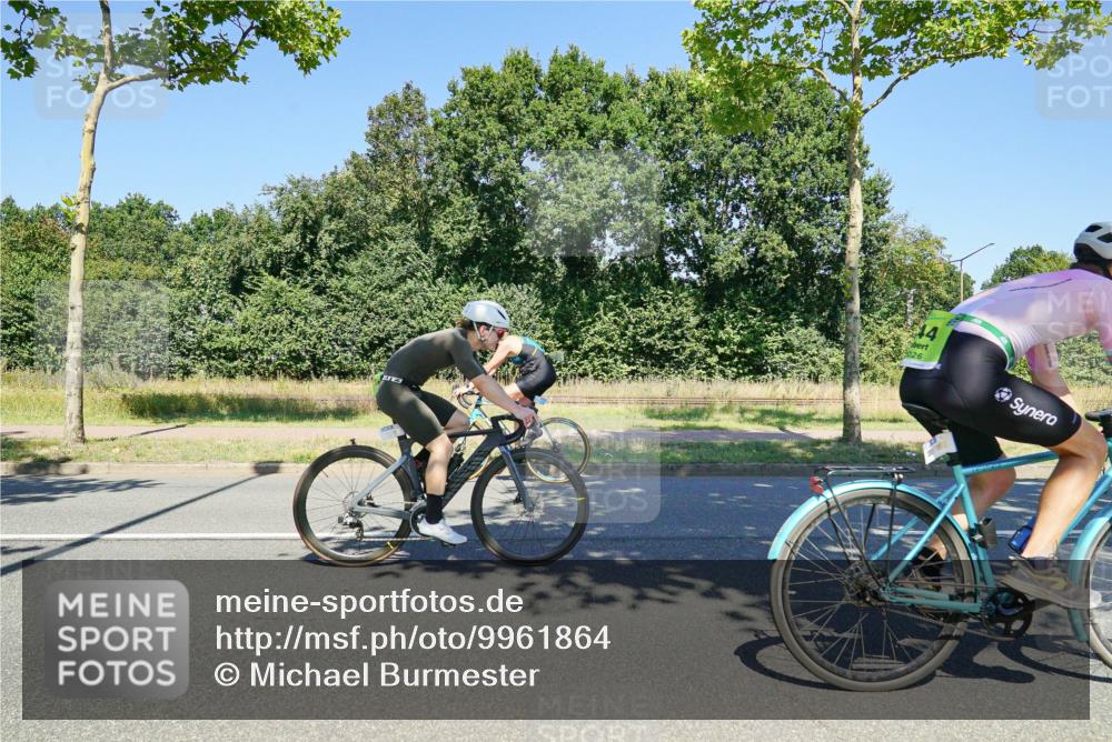 09.08.2026 - GEWOBA Citytriathlon Bremen Michael Burmester http://msf.ph/oto/9961864 09.08.2026 14:11:15 Radfahren 11, 13, 26, 33, 41, 68, 79, 84, 85, 109, 113, 117, 129, 139, 143, 144, 150 meine-sportfotos.de