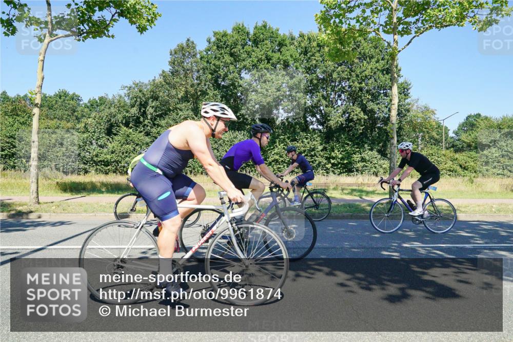 09.08.2026 - GEWOBA Citytriathlon Bremen Michael Burmester http://msf.ph/oto/9961874 09.08.2026 14:11:30 Radfahren 13, 26, 76, 79, 84, 85, 92, 111, 114, 117, 118, 125, 128, 129, 143, 155 meine-sportfotos.de