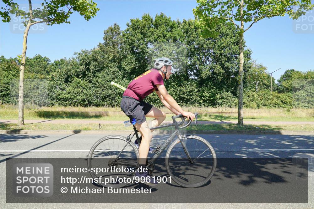 09.08.2026 - GEWOBA Citytriathlon Bremen Michael Burmester http://msf.ph/oto/9961901 09.08.2026 14:12:24 Radfahren 5, 27, 45, 91, 99, 105, 135, 169, 270 meine-sportfotos.de
