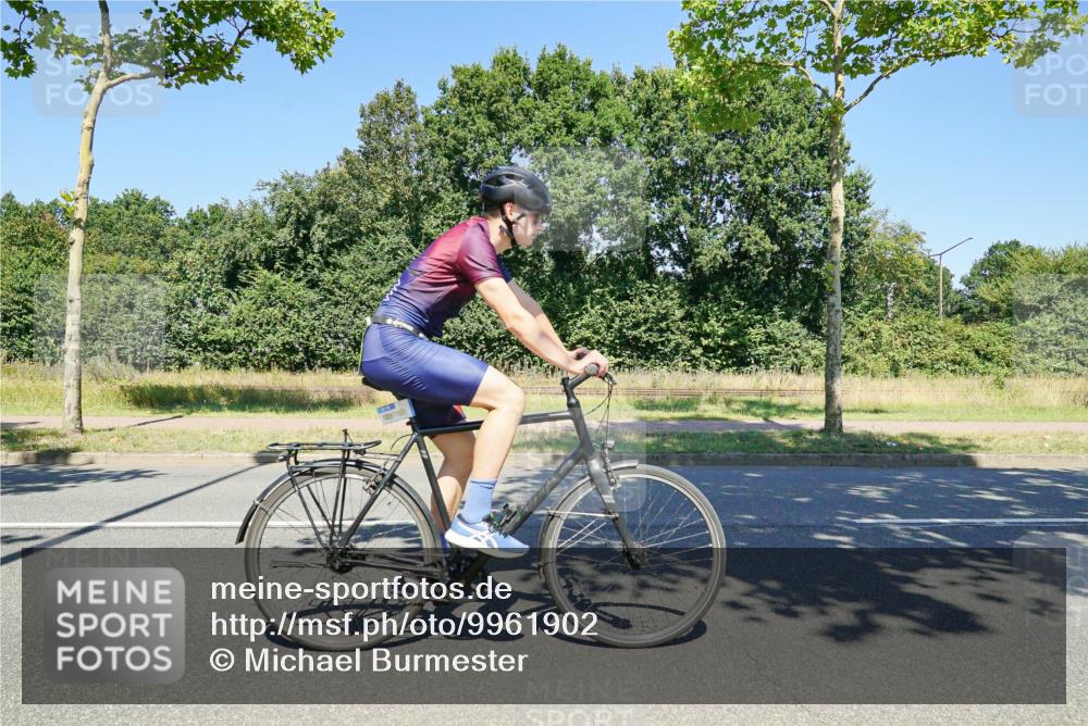 09.08.2026 - GEWOBA Citytriathlon Bremen Michael Burmester http://msf.ph/oto/9961902 09.08.2026 14:12:26 Radfahren 5, 27, 45, 91, 99, 105, 135, 169, 270 meine-sportfotos.de
