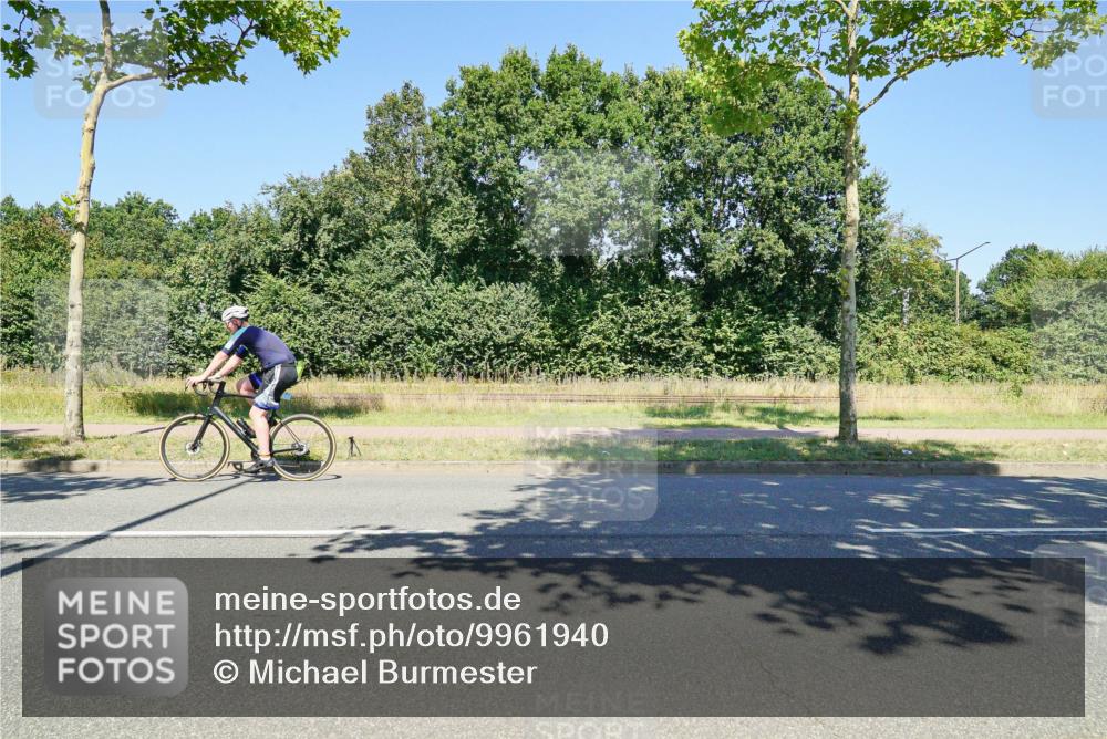 09.08.2026 - GEWOBA Citytriathlon Bremen Michael Burmester http://msf.ph/oto/9961940 09.08.2026 14:13:33 Radfahren 17, 36, 52, 74, 86, 115, 152, 158, 179, 180, 200, 254, 346, 353 meine-sportfotos.de