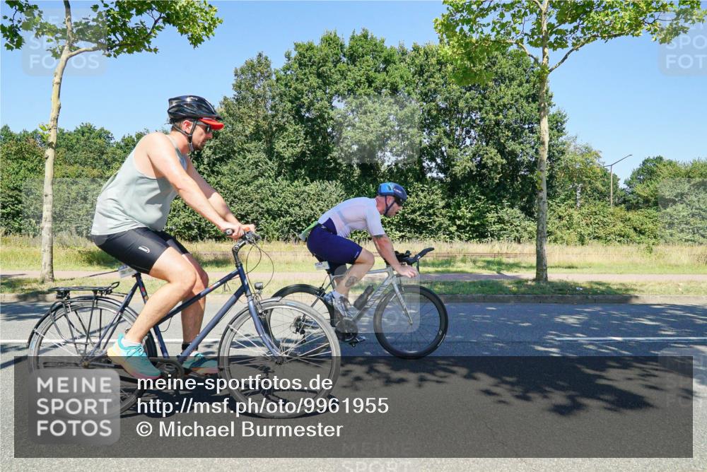09.08.2026 - GEWOBA Citytriathlon Bremen Michael Burmester http://msf.ph/oto/9961955 09.08.2026 14:13:58 Radfahren 47, 57, 126, 130, 146, 186 meine-sportfotos.de