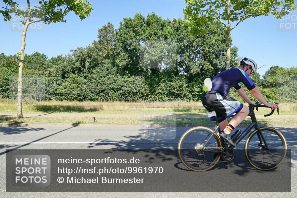 09.08.2026 - GEWOBA Citytriathlon Bremen Michael Burmester http://msf.ph/oto/9961970 09.08.2026 14:14:32 Radfahren 9, 19, 28, 53, 121, 265, 278, 401 meine-sportfotos.de