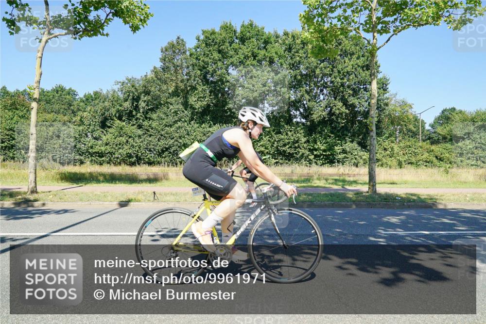 09.08.2026 - GEWOBA Citytriathlon Bremen Michael Burmester http://msf.ph/oto/9961971 09.08.2026 14:14:34 Radfahren 9, 19, 28, 53, 121, 147, 265, 278, 401 meine-sportfotos.de