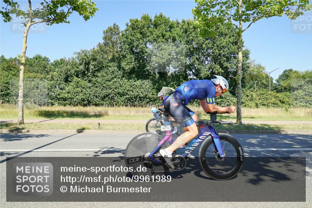 09.08.2026 - GEWOBA Citytriathlon Bremen Michael Burmester http://msf.ph/oto/9961989 09.08.2026 14:15:07 Radfahren 3, 66, 374 meine-sportfotos.de
