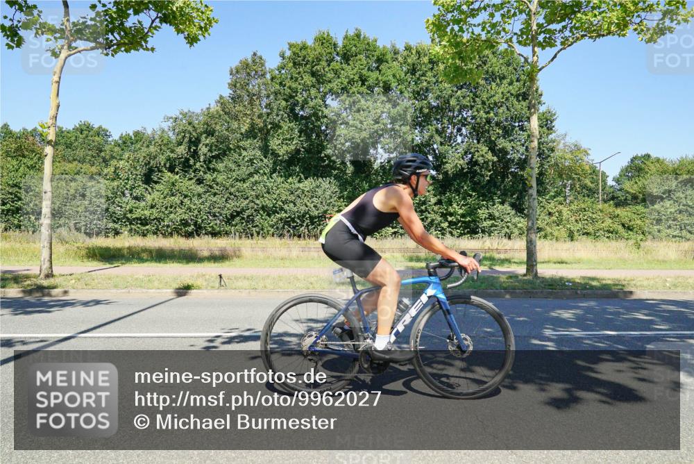 09.08.2026 - GEWOBA Citytriathlon Bremen Michael Burmester http://msf.ph/oto/9962027 09.08.2026 14:16:15 Radfahren 20, 39, 217, 329, 345 meine-sportfotos.de