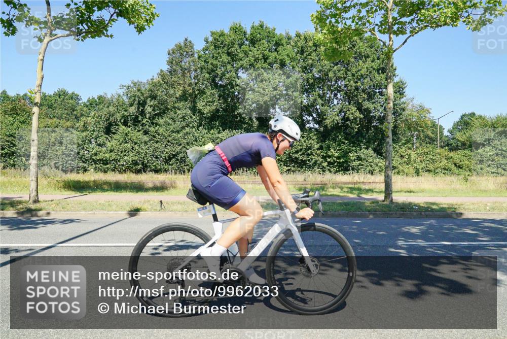 09.08.2026 - GEWOBA Citytriathlon Bremen Michael Burmester http://msf.ph/oto/9962033 09.08.2026 14:16:24 Radfahren 20, 58, 203, 217, 220, 271, 284, 345, 351 meine-sportfotos.de