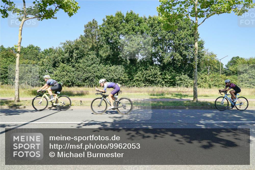 09.08.2026 - GEWOBA Citytriathlon Bremen Michael Burmester http://msf.ph/oto/9962053 09.08.2026 14:16:51 Radfahren 192, 236, 286, 334, 339 meine-sportfotos.de