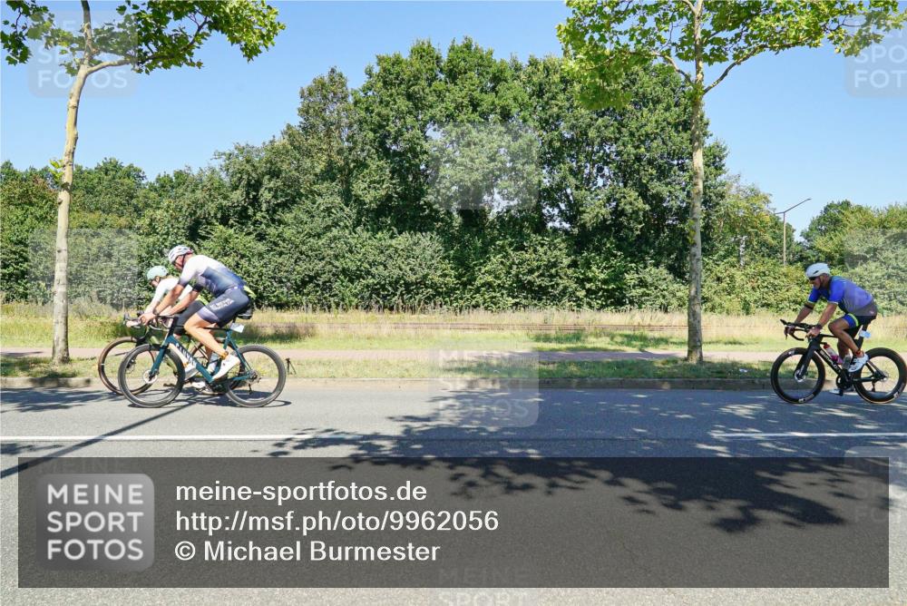 09.08.2026 - GEWOBA Citytriathlon Bremen Michael Burmester http://msf.ph/oto/9962056 09.08.2026 14:16:53 Radfahren 106, 236, 286, 334, 339 meine-sportfotos.de