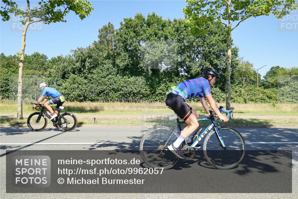09.08.2026 - GEWOBA Citytriathlon Bremen Michael Burmester http://msf.ph/oto/9962057 09.08.2026 14:16:54 Radfahren 106, 236, 286, 334, 339 meine-sportfotos.de