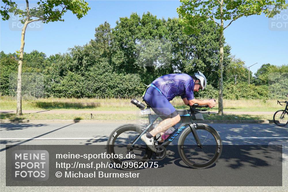 09.08.2026 - GEWOBA Citytriathlon Bremen Michael Burmester http://msf.ph/oto/9962075 09.08.2026 14:17:20 Radfahren 42, 101, 395 meine-sportfotos.de