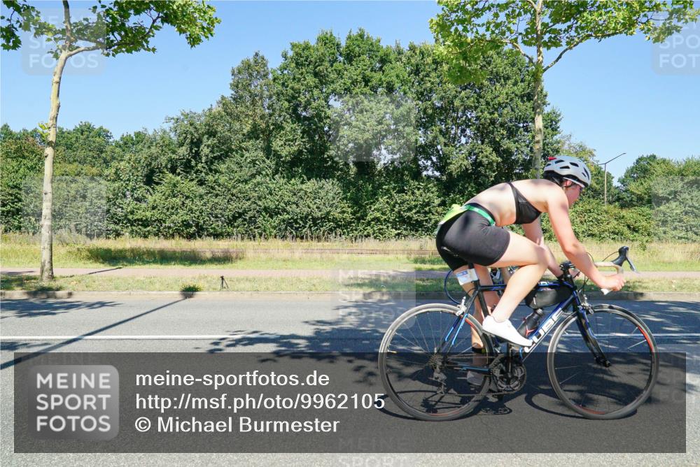 09.08.2026 - GEWOBA Citytriathlon Bremen Michael Burmester http://msf.ph/oto/9962105 09.08.2026 14:17:57 Radfahren 61, 65, 190, 205, 235, 290, 292, 293, 305, 316, 320, 336, 362, 364, 371, 378, 457, 485 meine-sportfotos.de