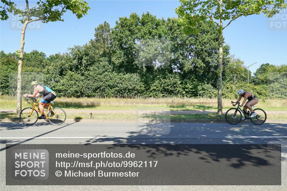 09.08.2026 - GEWOBA Citytriathlon Bremen Michael Burmester http://msf.ph/oto/9962117 09.08.2026 14:18:12 Radfahren 61, 87, 242, 288, 300, 312, 343, 371, 404, 453, 462, 466, 527 meine-sportfotos.de
