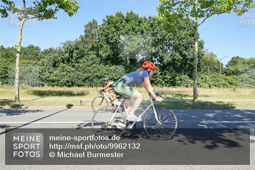09.08.2026 - GEWOBA Citytriathlon Bremen Michael Burmester http://msf.ph/oto/9962132 09.08.2026 14:18:31 Radfahren 18, 202, 207, 213, 276, 280, 307, 363, 369, 377, 448 meine-sportfotos.de