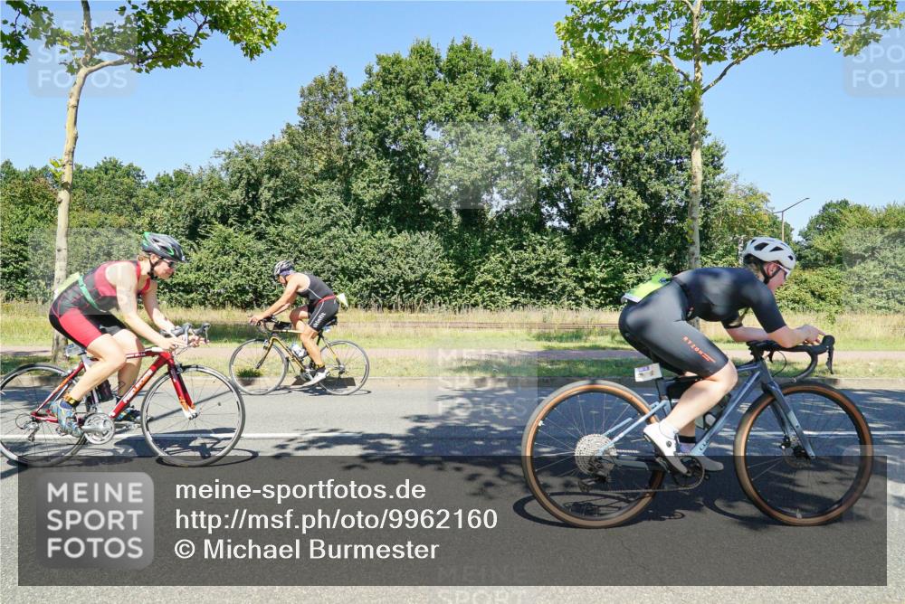 09.08.2026 - GEWOBA Citytriathlon Bremen Michael Burmester http://msf.ph/oto/9962160 09.08.2026 14:18:59 Radfahren 107, 210, 223, 227, 238, 244, 266, 289, 324, 341, 344, 370, 373, 403, 455 meine-sportfotos.de
