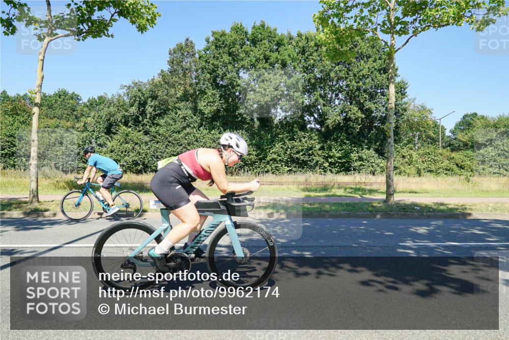 09.08.2026 - GEWOBA Citytriathlon Bremen Michael Burmester http://msf.ph/oto/9962174 09.08.2026 14:19:21 Radfahren 197, 204, 216, 230, 253, 335, 434, 487, 523 meine-sportfotos.de