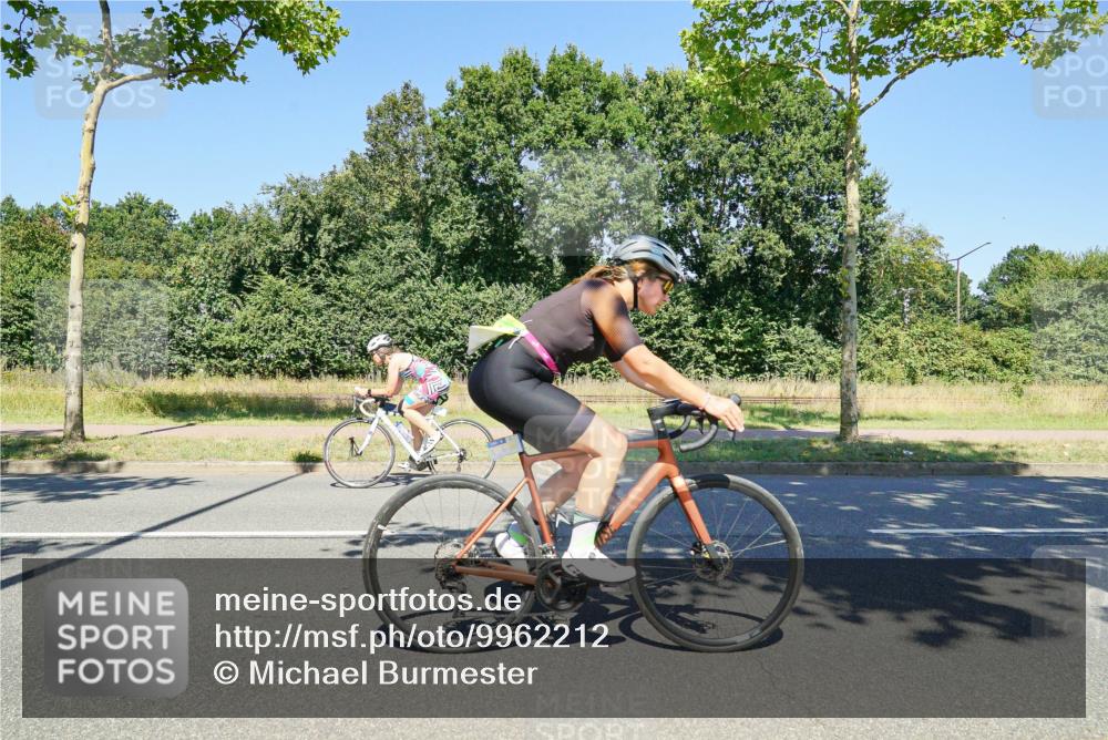 09.08.2026 - GEWOBA Citytriathlon Bremen Michael Burmester http://msf.ph/oto/9962212 09.08.2026 14:20:00 Radfahren 209, 224, 237, 239, 249, 258, 310, 340, 400, 410, 431, 458, 522 meine-sportfotos.de