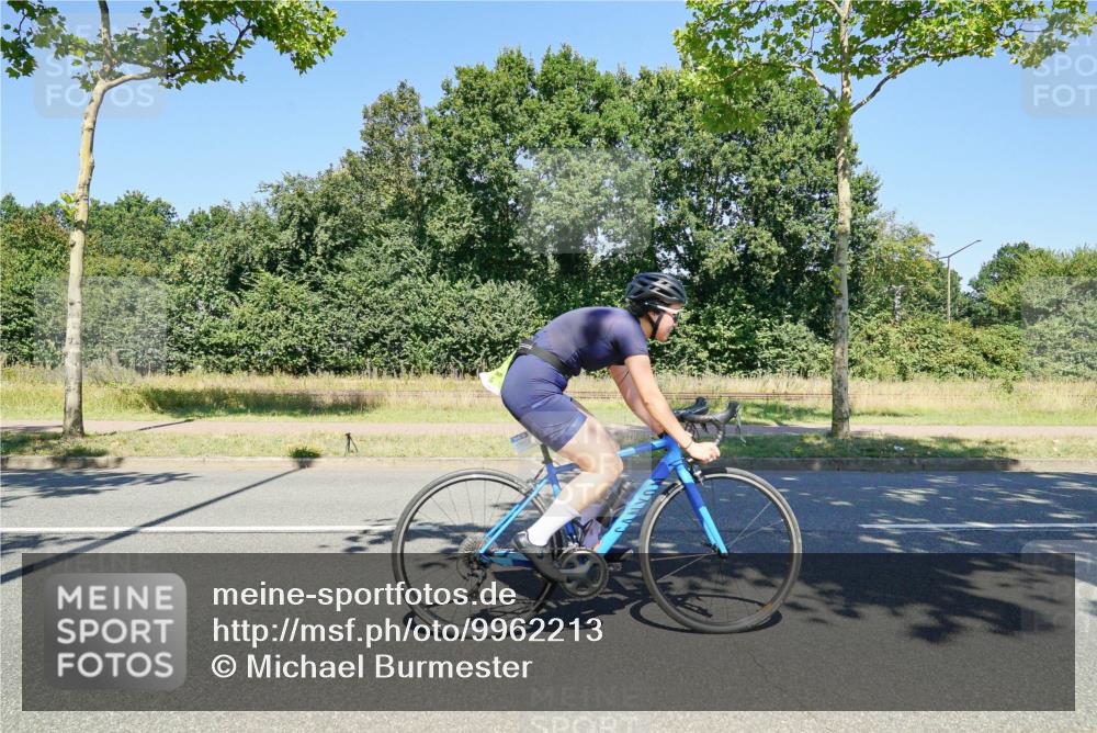 09.08.2026 - GEWOBA Citytriathlon Bremen Michael Burmester http://msf.ph/oto/9962213 09.08.2026 14:20:02 Radfahren 209, 224, 237, 249, 258, 310, 340, 400, 410, 431, 522 meine-sportfotos.de