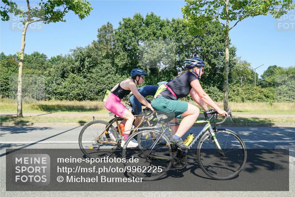 09.08.2026 - GEWOBA Citytriathlon Bremen Michael Burmester http://msf.ph/oto/9962225 09.08.2026 14:20:17 Radfahren 199, 313, 368, 398, 417, 431, 456, 482, 532 meine-sportfotos.de