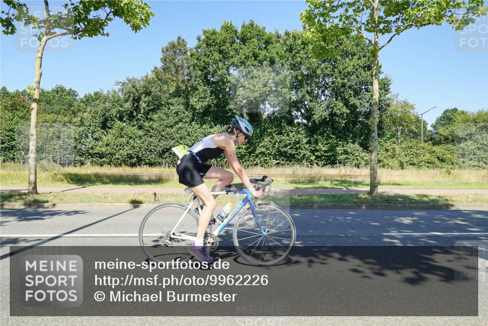 09.08.2026 - GEWOBA Citytriathlon Bremen Michael Burmester http://msf.ph/oto/9962226 09.08.2026 14:20:19 Radfahren 199, 250, 313, 368, 398, 417, 431, 456, 482, 532 meine-sportfotos.de